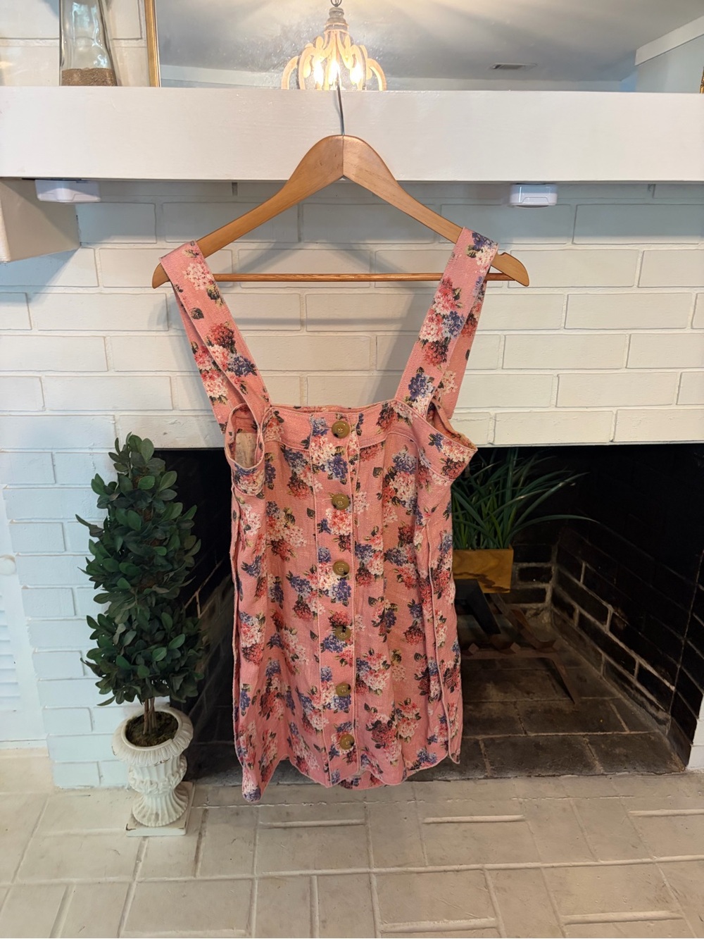 Dolce & Gabbana Pink Floral Linen Blend Garment with Navy Accents